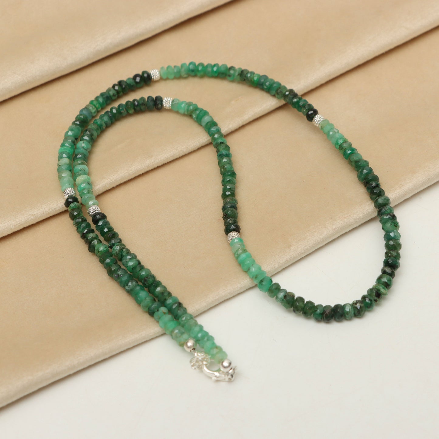 Exquisite Natural Silver and Emerald Necklace for Women - Jaipurwala