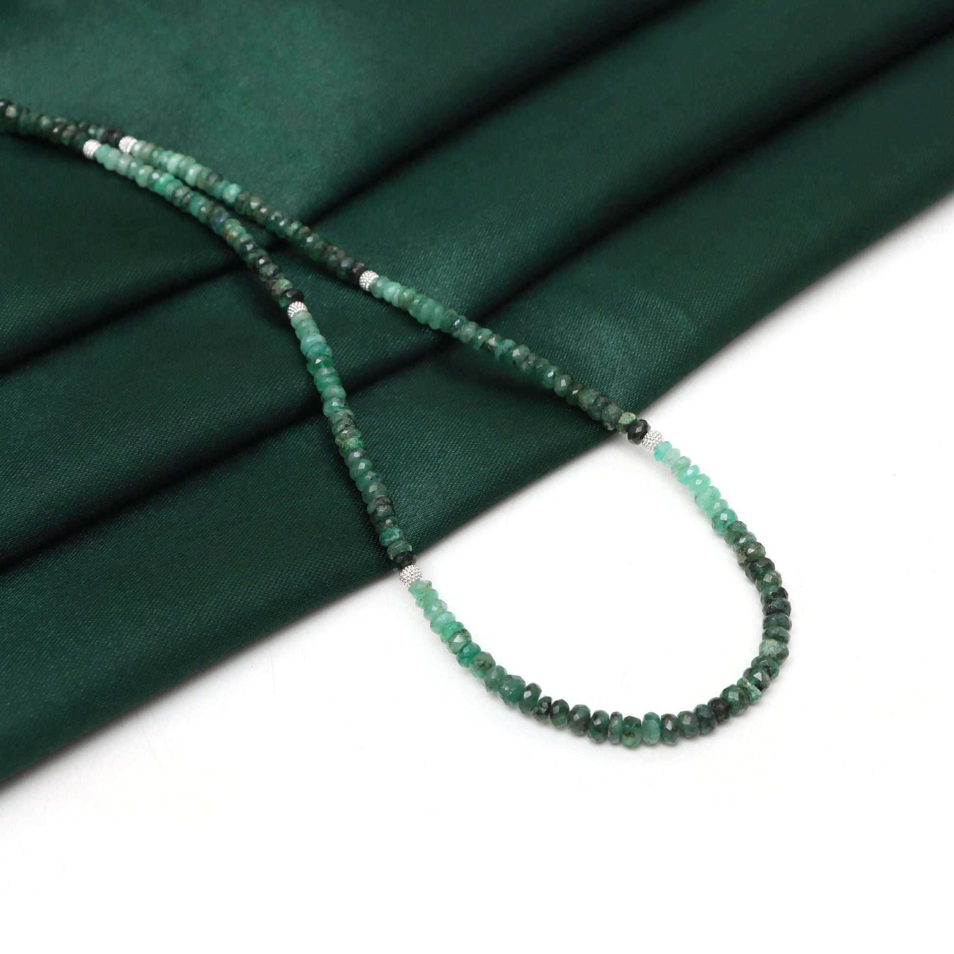 Exquisite Natural Silver and Emerald Necklace for Women - Jaipurwala