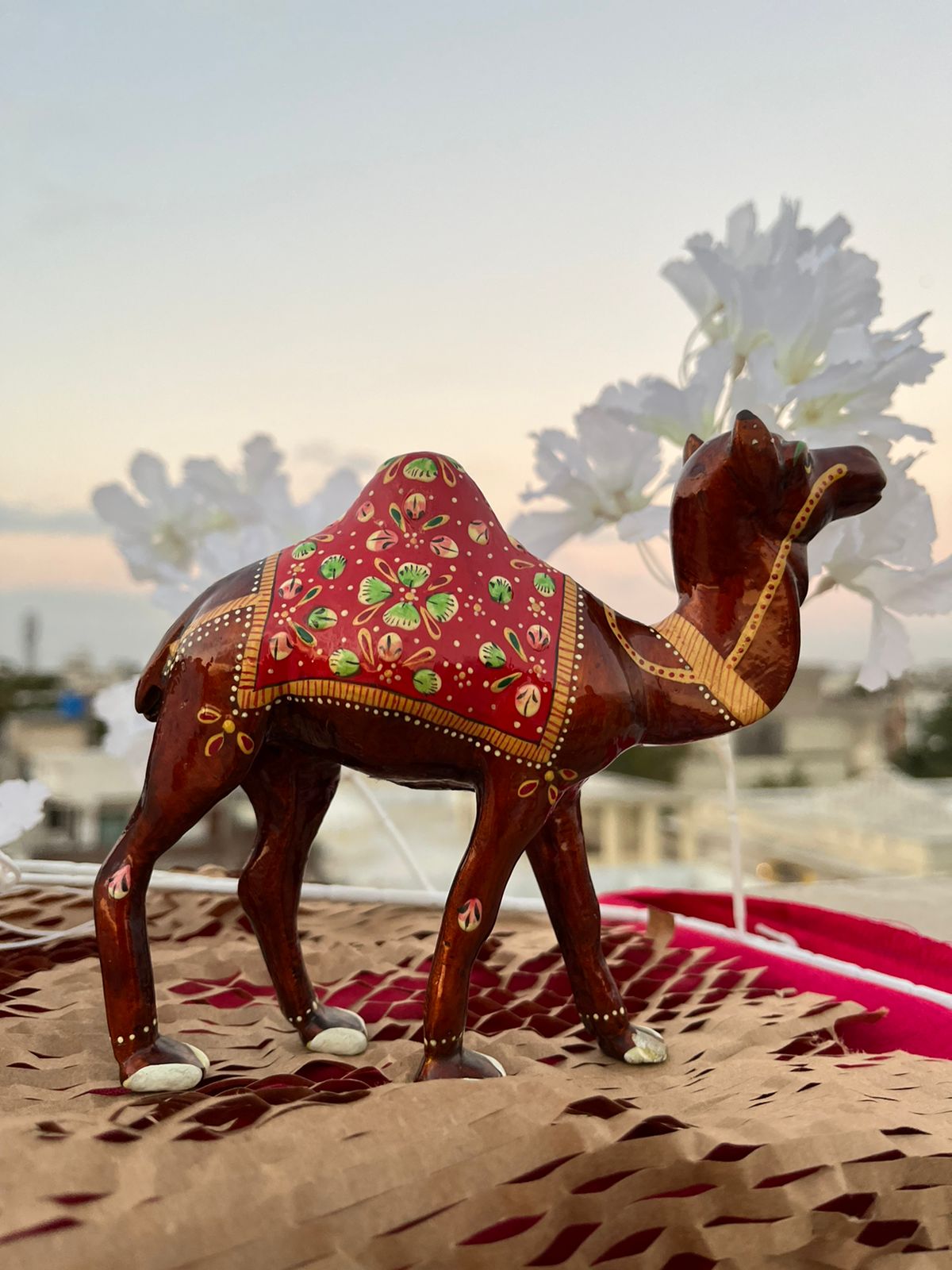 JAIPURWALA ROYAL MEENAKARI WORK CAMEL 084