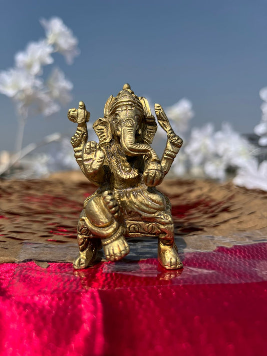 JAIURWALA ANTIQUE GANESHA STATUE 226