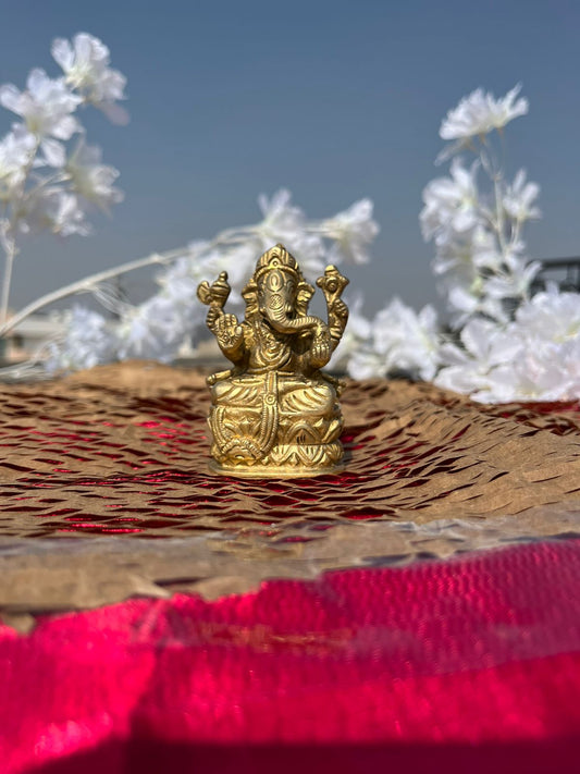 JAIURWALA ANTIQUE GANESHA STATUE 218