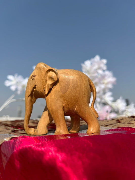 JAIPURWALA WOODEN ROYAL ELEPHANT 160