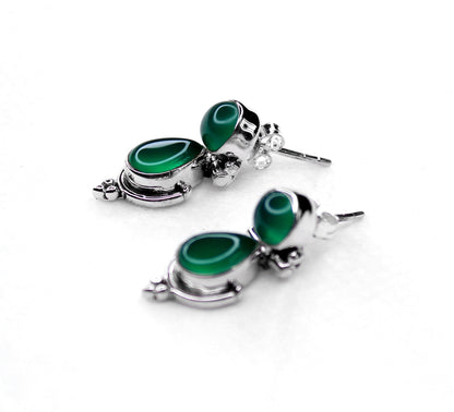 GREEN ONEX SILVER EARRING (4.4 GM)