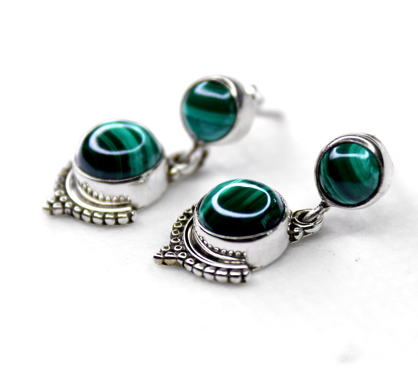 MALACHITE SILVER EARRING (5.1 GM)