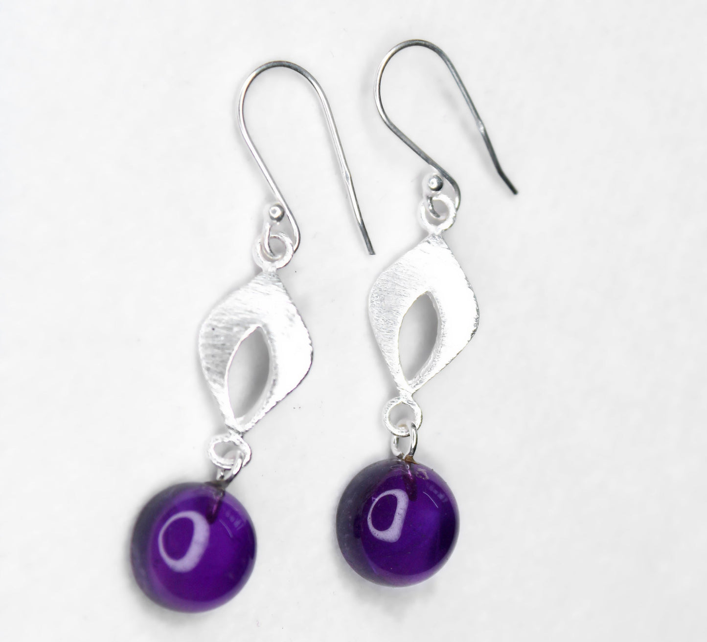 AMETHYST SILVER EARRING (4.9GM)