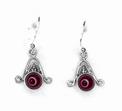 GARNET SILVER EARRING (2.4 GM)