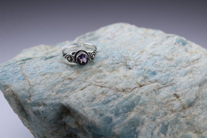 StoneAsiaa Birth Stone Amethyst Toe Ring 018